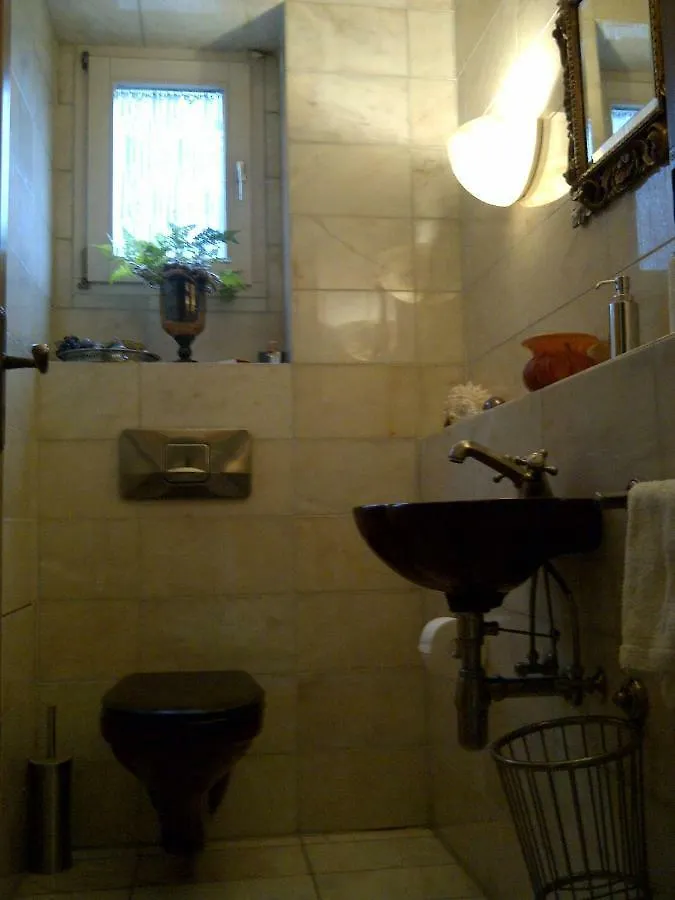 홈스테이 Luxurioeses Doppelzimmer In Oberkassel 뒤셀도르프
